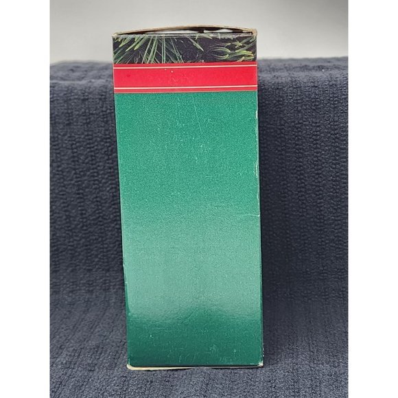 1992 Hallmark Keepsake Frieda The Animals Friend North Pole Nutcracker Ornament - Picture 4 of 8